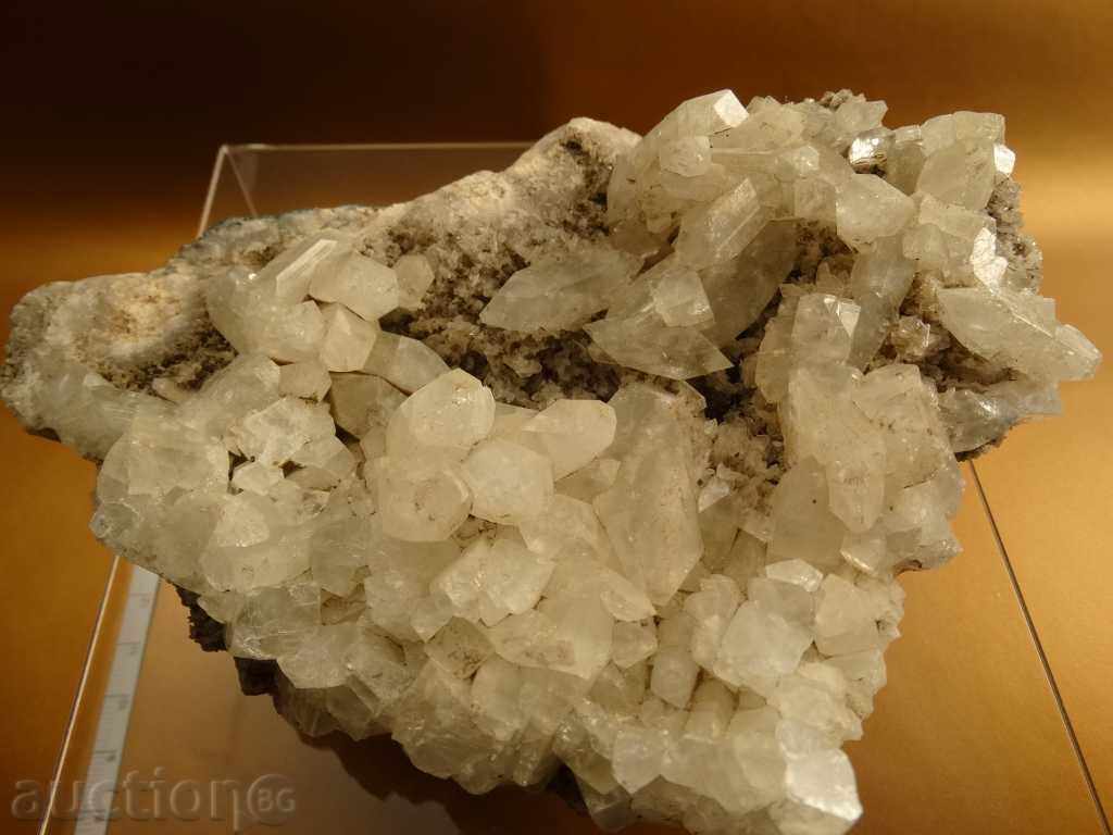 Auction Apophilite - stilbit - druze Auction Apophilite - stilbit - druze