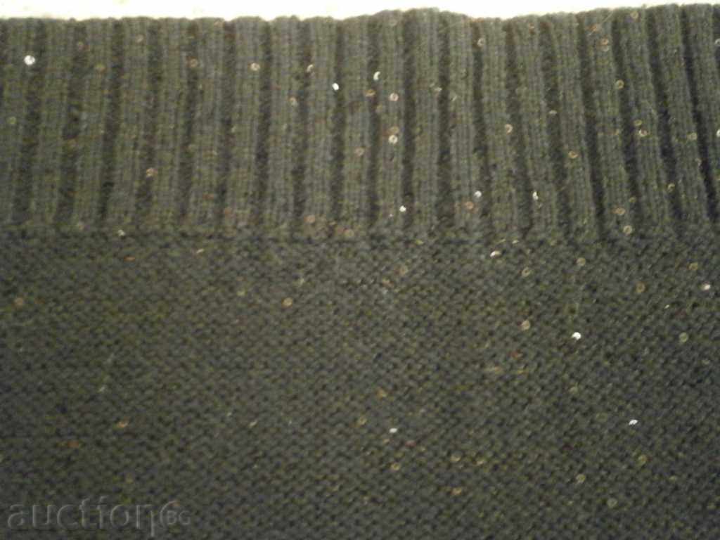 Черна машинно плетена блуза T A L L Y W E I J L, нова, разм с цена 12.00 лв. | € 6.14 Черна машинно плетена блуза T A L L Y W E I J L, нова, разм с цена 12.00 лв. | € 6.14