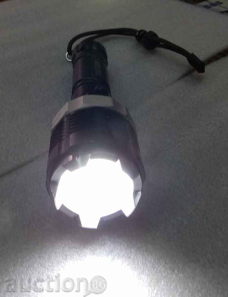 Мощен LED фенер