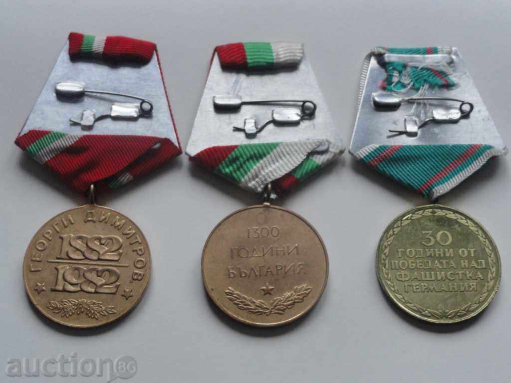 Lot of social medals - 3 pieces - 6 Lot of social medals - 3 pieces - 6