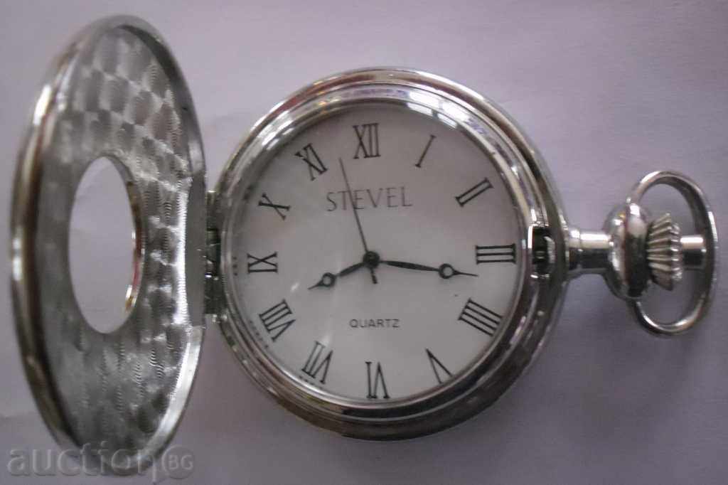 STEVEL QUARTZ JUNIOR CLOCK with price 39.99 BGN | € 20.45