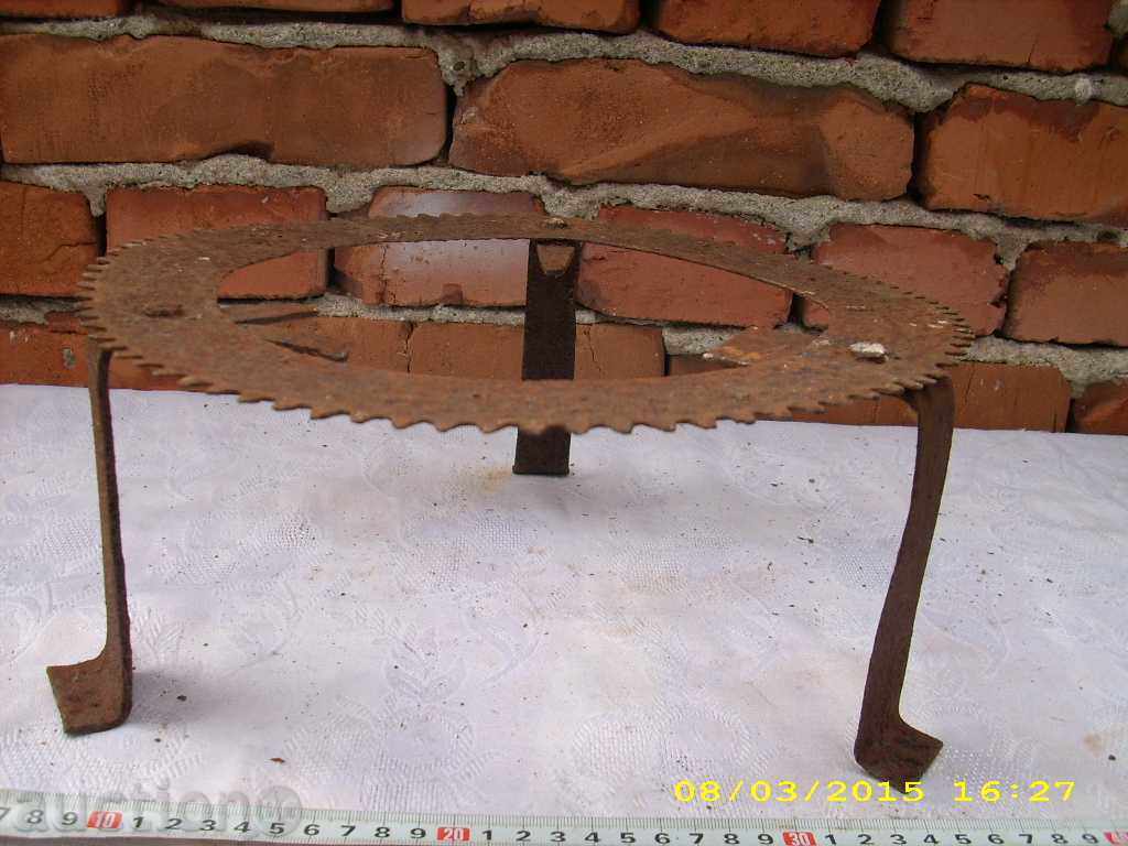 Auction HORSE FICTION, SABER Auction HORSE FICTION, SABER