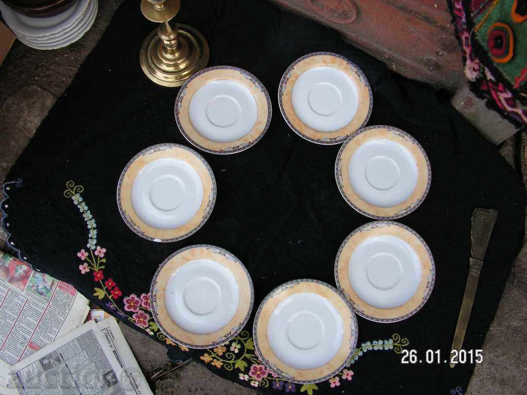 Auction 4740. SERVICE SMALL FROGS PORCELAIN FLAT MARKED Auction 4740. SERVICE SMALL FROGS PORCELAIN FLAT MARKED