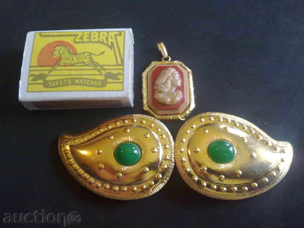 FOOTBALL AND BROWN with price 30.00 BGN | € 15.34 FOOTBALL AND BROWN with price 30.00 BGN | € 15.34