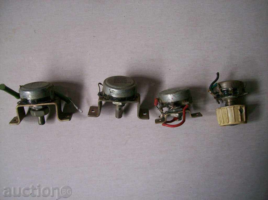 Lot variable resistors