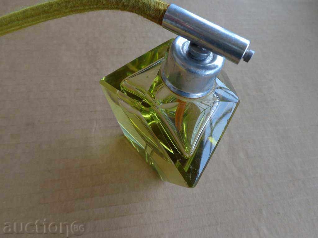 An old bottle of perfume, bottle, glass, cologne with price 79.90 BGN | € 40.85 An old bottle of perfume, bottle, glass, cologne with price 79.90 BGN | € 40.85