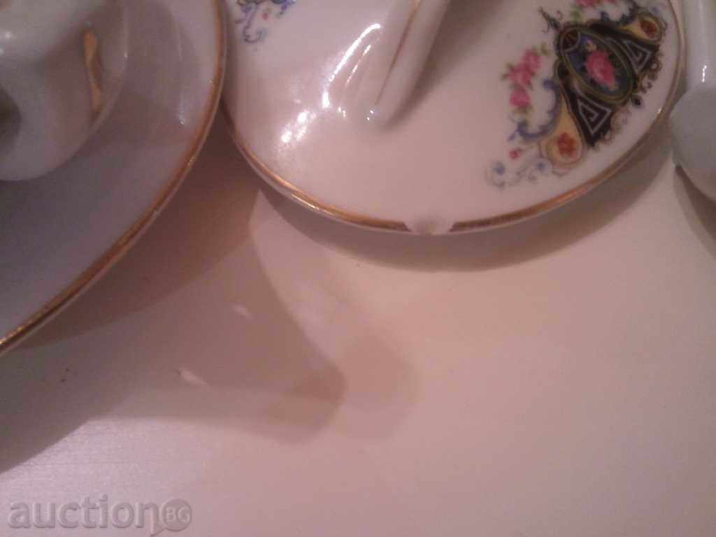 antique porcelain saucer complete set h & c chodau - 7 antique porcelain saucer complete set h & c chodau - 7