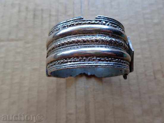 Old silver bracelet, sachan, jewel, jewelry with price 165.00 BGN | € 84.36 Old silver bracelet, sachan, jewel, jewelry with price 165.00 BGN | € 84.36