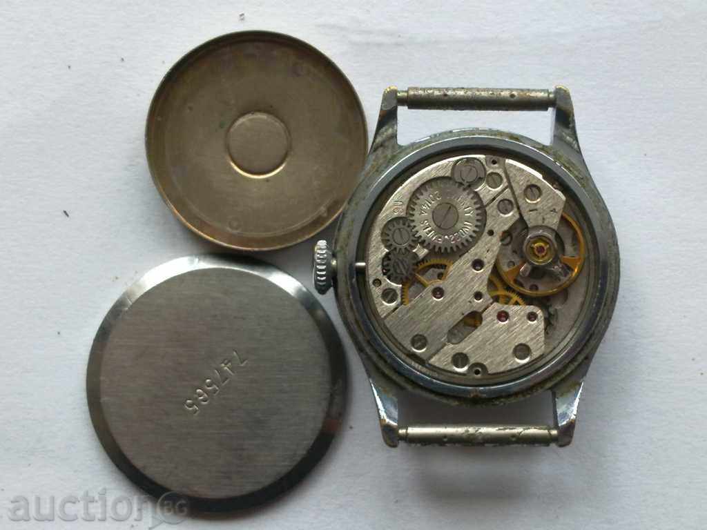 Часовник Заря с цена 5.00 лв. | € 2.56 Часовник Заря с цена 5.00 лв. | € 2.56