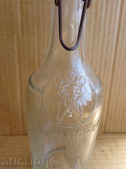 Доставка на Стара стъклена бутилка за бира, шише, стъкло Доставка на Стара стъклена бутилка за бира, шише, стъкло