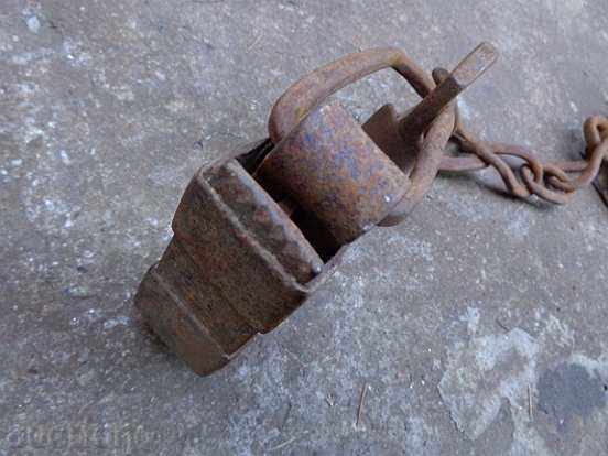 Old hand forged beads, chains, pranks, chains - 7 Old hand forged beads, chains, pranks, chains - 7