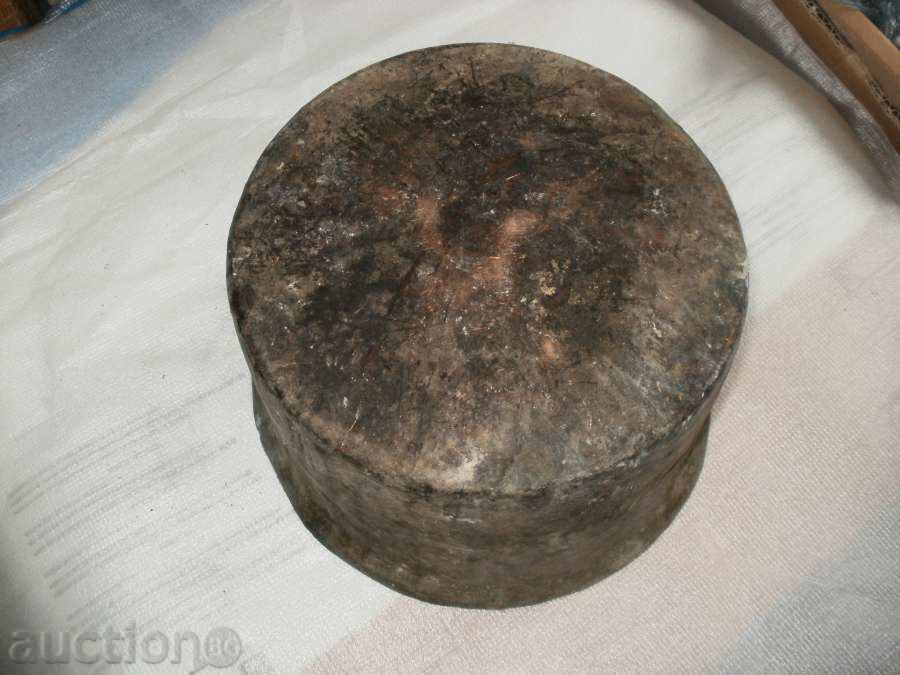 old copper pot-pot. with price 30.00 BGN | € 15.34 old copper pot-pot. with price 30.00 BGN | € 15.34