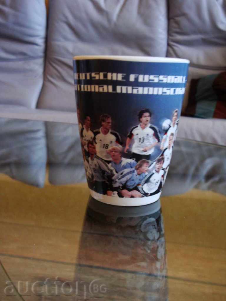 Официалната чаша на световното в Германия 2006