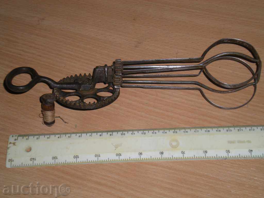 Delivery of Sell ​​old hand mixer.Otle condition !!!