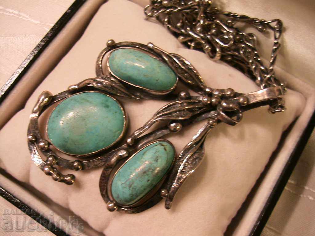 Delivery of OLIVE SILVER WHEEL, SILVER AND TURQUOISE Delivery of OLIVE SILVER WHEEL, SILVER AND TURQUOISE