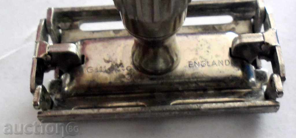 Auction GILLETTE SLIM - TWIST - MADE IN ENGLAND - ORIGINAL BOX Auction GILLETTE SLIM - TWIST - MADE IN ENGLAND - ORIGINAL BOX