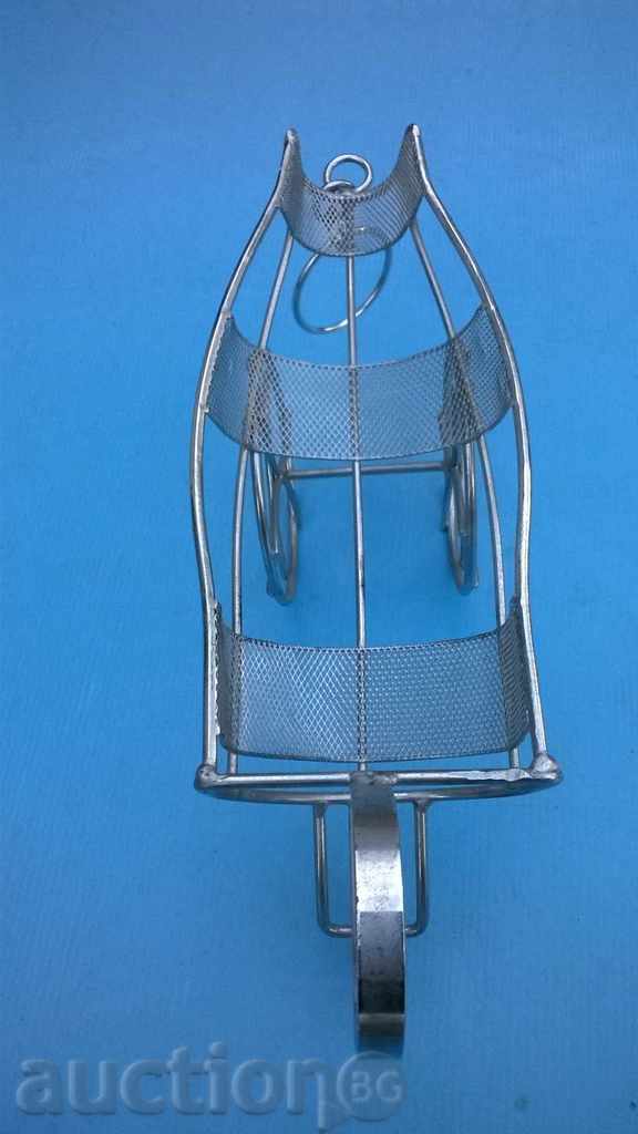 Metal bottle holder with price 6.00 BGN | € 3.07