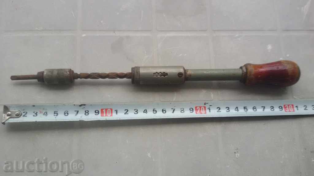 an ancient solver automatic screwdriver with price 10.00 BGN | € 5.11 an ancient solver automatic screwdriver with price 10.00 BGN | € 5.11