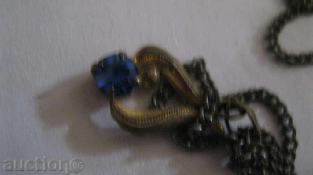 Παράδοση Antique καρφίτσα-Κολιέ Παράδοση Antique καρφίτσα-Κολιέ