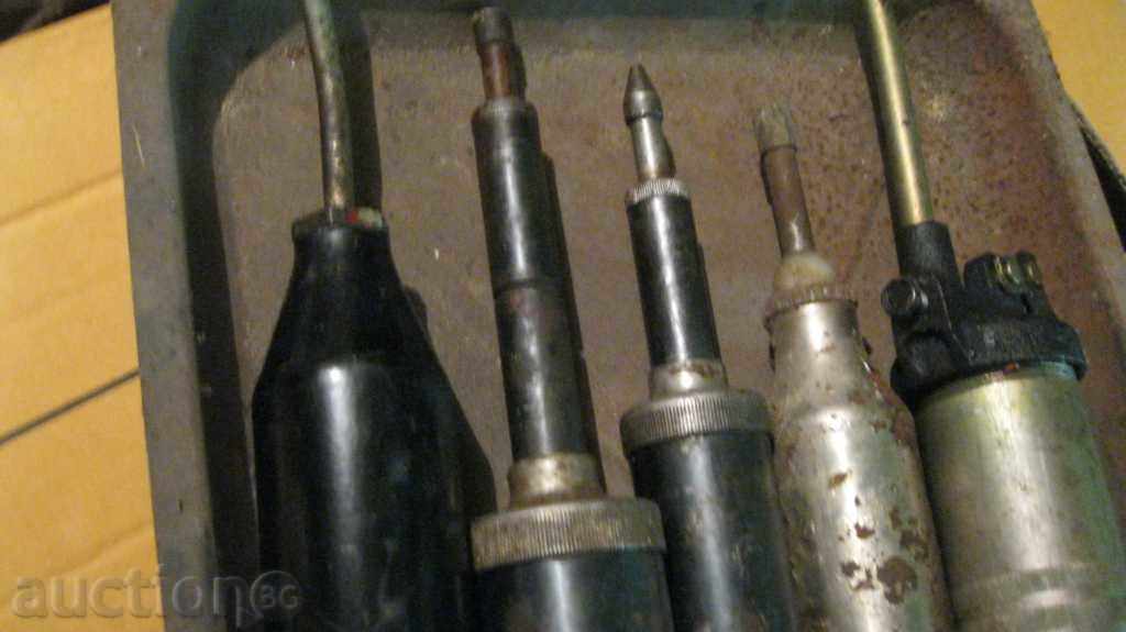 Auction  LOT OF OLD TACALAMITES