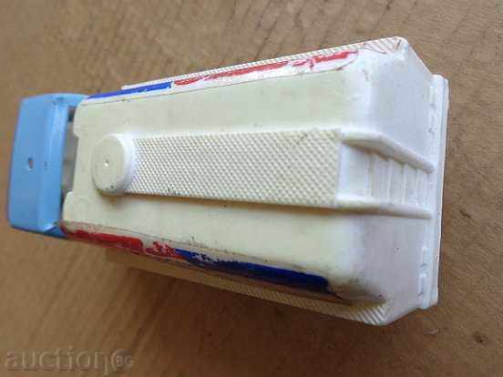 A toy toy, a truck, a truck, a car, a car - 7 A toy toy, a truck, a truck, a car, a car - 7