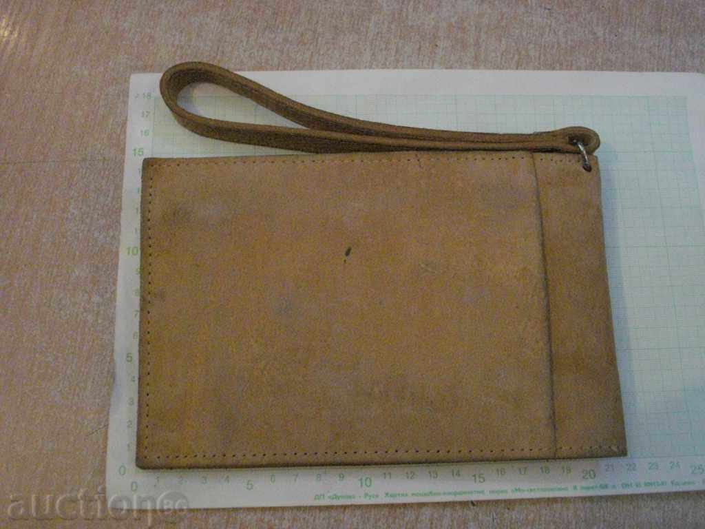 Fanny magazin piele ambalaj „UBA“ de la regimul socialist cu preț 10.00 BGN | € 5.11