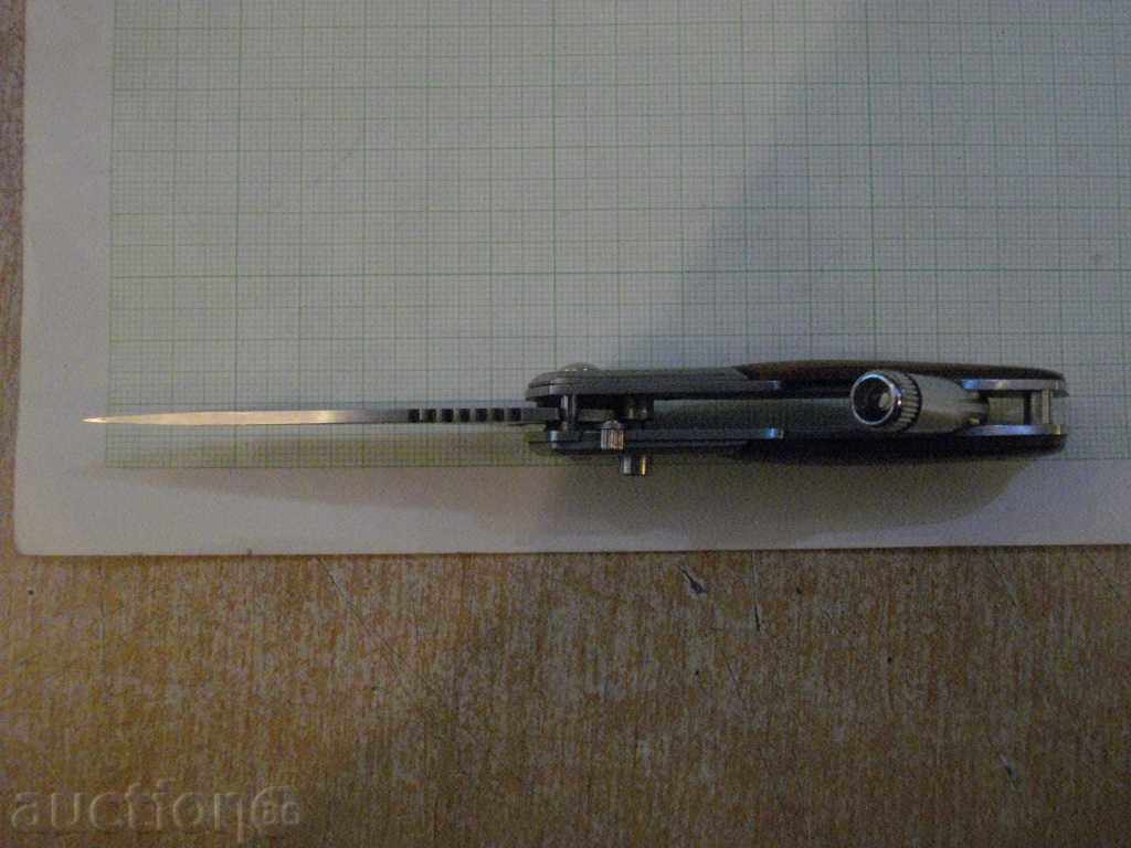 Auction Knife small with flashlight folding - 3 Auction Knife small with flashlight folding - 3