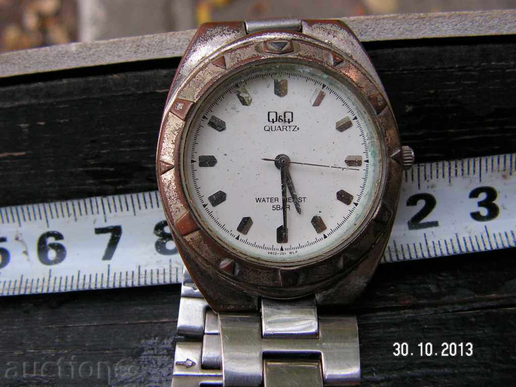 1290. Q & Q QUARTZ WORKS with price 6.00 BGN | € 3.07