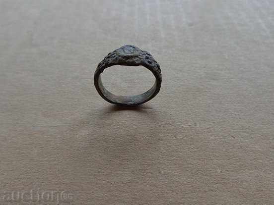 Old bronze ring, jewel, jewel with price 40.00 BGN | € 20.45