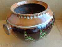 Ceramic vessel, handgun, gun, pot, jar, jar for honey