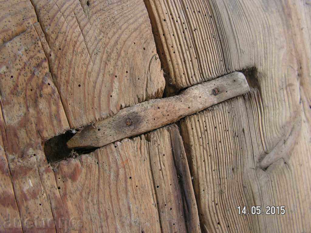 Delivery of 5204. AUTHENTIC OLD WOOD DANGER FOR WALL Delivery of 5204. AUTHENTIC OLD WOOD DANGER FOR WALL