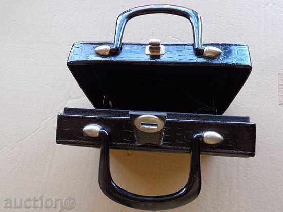 Old handbag, briefcase, suitcase, wallet - 6 Old handbag, briefcase, suitcase, wallet - 6