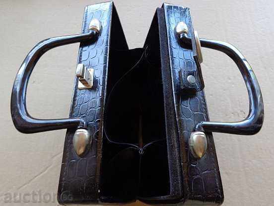 Old handbag, briefcase, suitcase, wallet - 7 Old handbag, briefcase, suitcase, wallet - 7