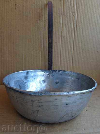 A copper pan, a copper pot, a baker with price 97.00 BGN | € 49.60