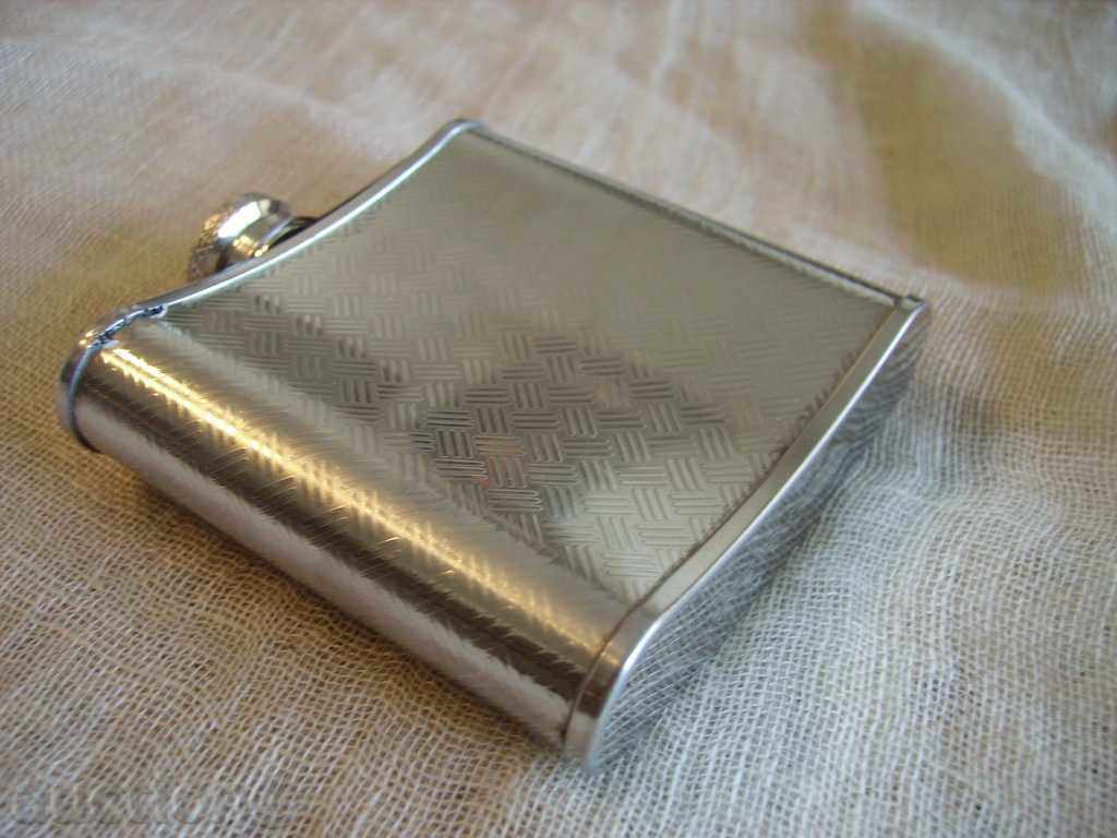 I sell a metal pocket bottle for alcohol - 200 ml. with price 15.00 BGN | € 7.67 I sell a metal pocket bottle for alcohol - 200 ml. with price 15.00 BGN | € 7.67