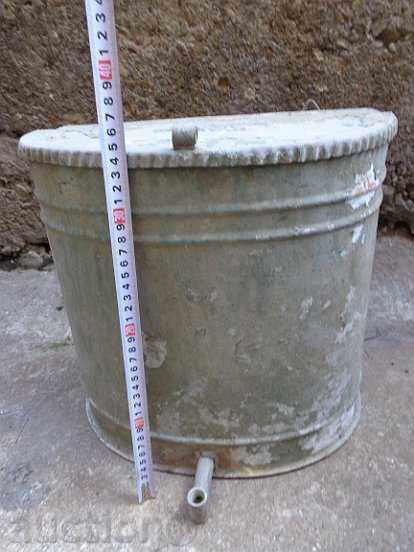 Washbasin, village sink, water tank with price 39.00 BGN | € 19.94 Washbasin, village sink, water tank with price 39.00 BGN | € 19.94