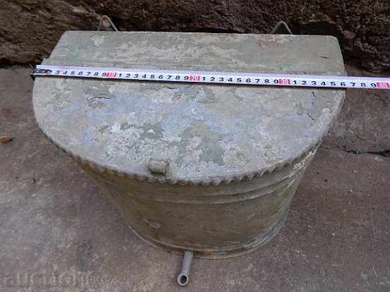 Auction Washbasin, village sink, water tank Auction Washbasin, village sink, water tank