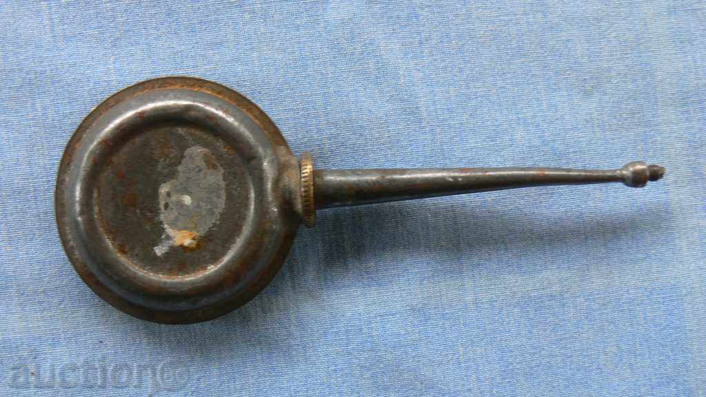 OLD OIL with price 10.00 BGN | € 5.11 OLD OIL with price 10.00 BGN | € 5.11