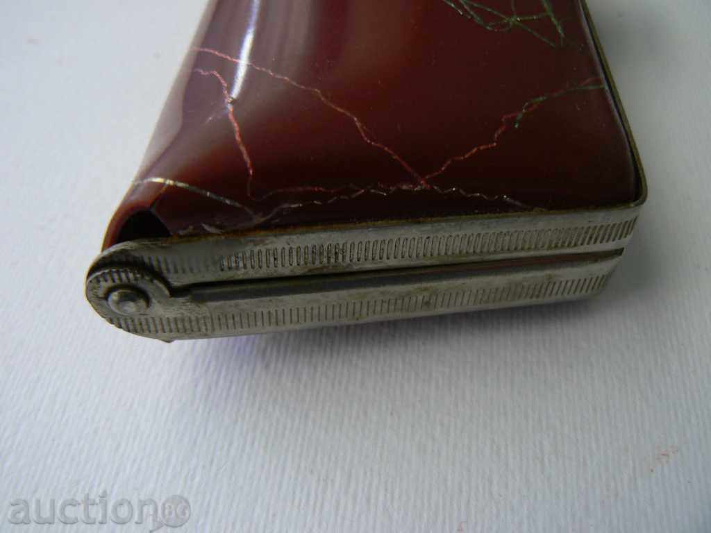 Auction Old spectacle case Auction Old spectacle case