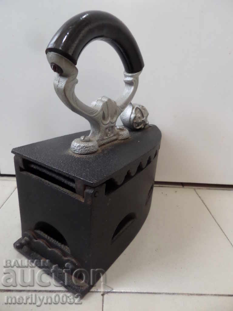 Παλιά σιδήρου στην πυρκαγιά - 7 Παλιά σιδήρου στην πυρκαγιά - 7