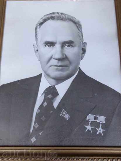 Sat photo framed, portrait of Alexei Kosigin - 5 Sat photo framed, portrait of Alexei Kosigin - 5