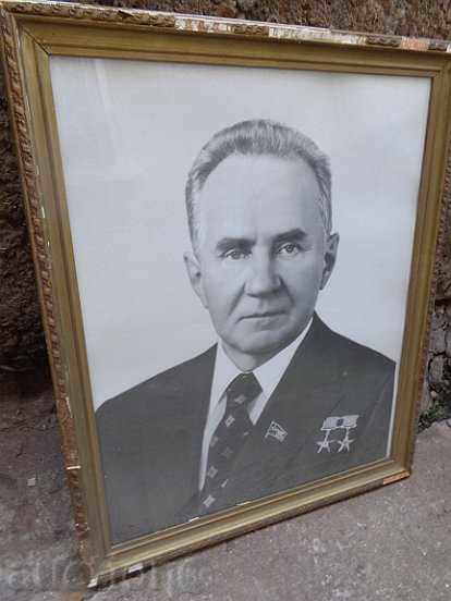 Sat photo framed, portrait of Alexei Kosigin