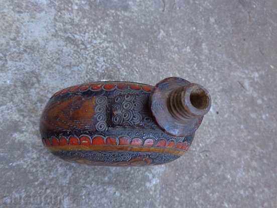 An old pyrographic vase, a bathtub, a wooden paving - 5 An old pyrographic vase, a bathtub, a wooden paving - 5