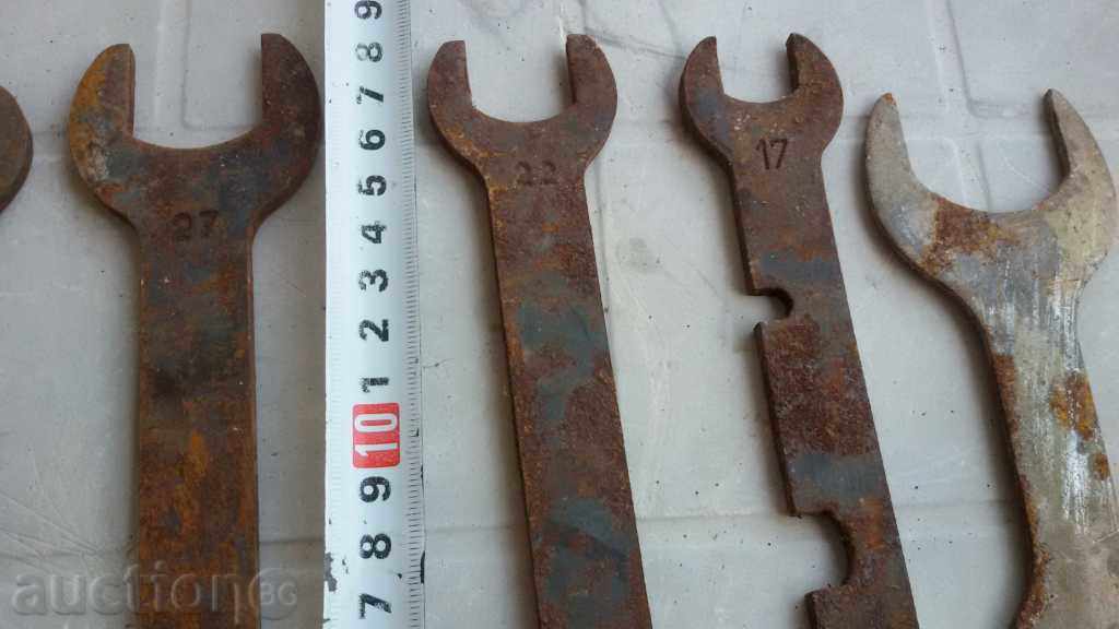 Δημοπρασία που πολλά κλειδιά αντίκες Δημοπρασία που πολλά κλειδιά αντίκες