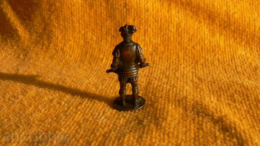 KINDER SURPRISE ORIGINAL-KINDER SURPRISE with price 15.00 BGN | € 7.67 KINDER SURPRISE ORIGINAL-KINDER SURPRISE with price 15.00 BGN | € 7.67