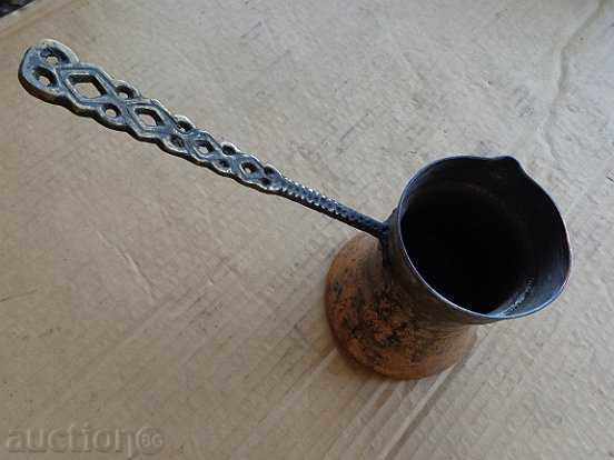 Auction Old copper jug, coffee bean, baker Auction Old copper jug, coffee bean, baker