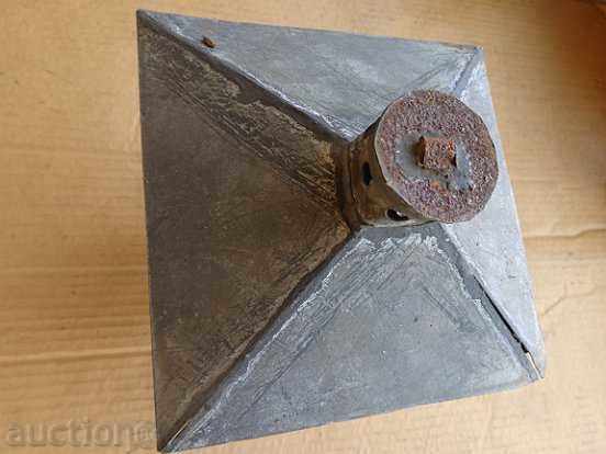 Παράδοση Παλιά προσκήνιο φωτιστικό φανάρι, πολυέλαιος, μανουάλια Παράδοση Παλιά προσκήνιο φωτιστικό φανάρι, πολυέλαιος, μανουάλια