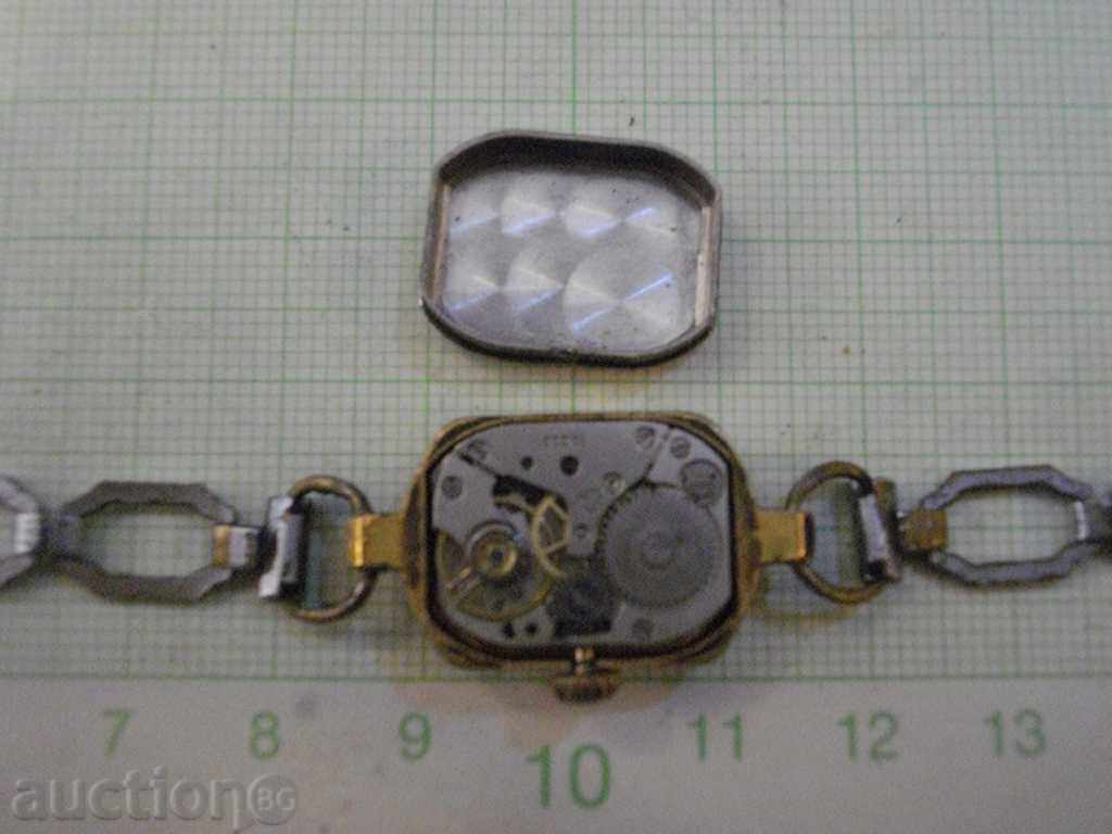 Delivery of Woman working clock Delivery of Woman working clock