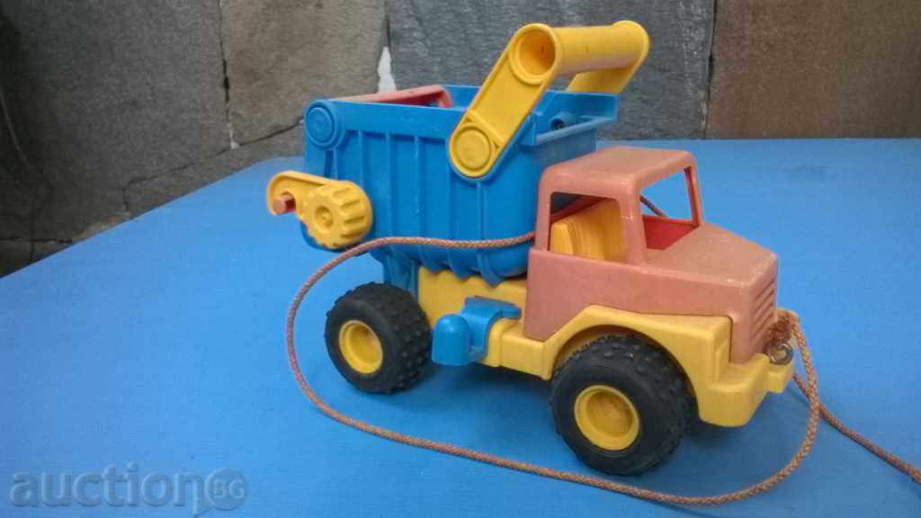 Παλιά γερμανική πλαστικό παιχνίδι με τιμή 5.00 BGN | € 2.56 Παλιά γερμανική πλαστικό παιχνίδι με τιμή 5.00 BGN | € 2.56