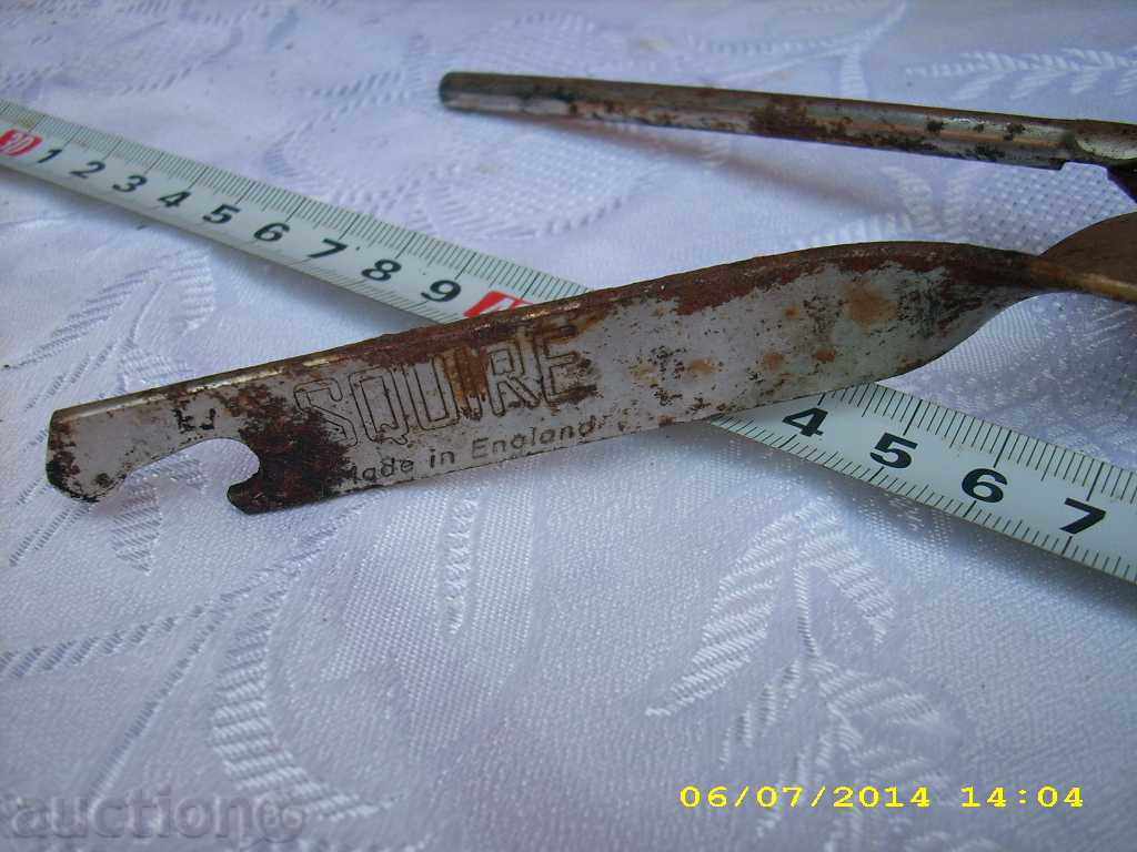 Auction  Tool / handle for opening jars and bottles